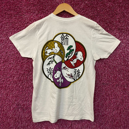 Snoopy Kanji Different Characteristics Women's Tshirt size Medium