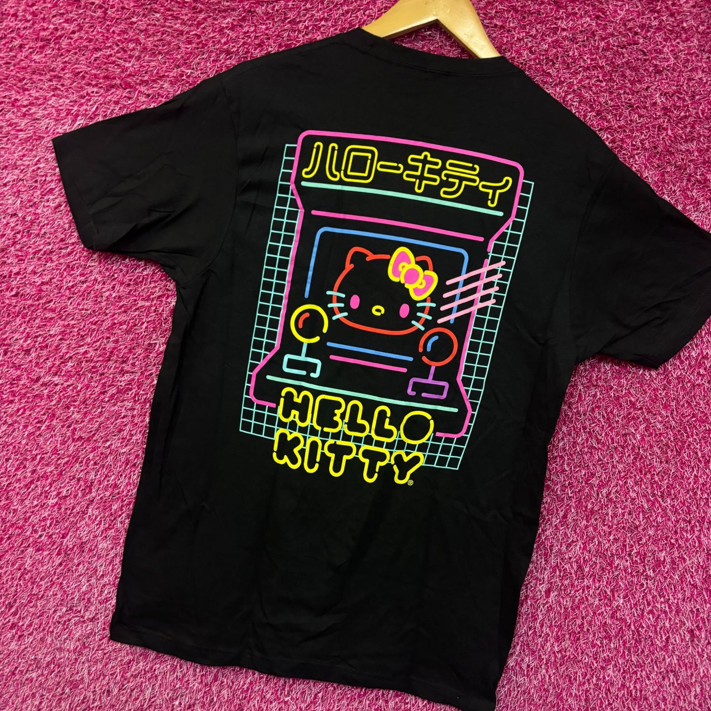 Hello Kitty Neon Arcade game Tshirt size medium