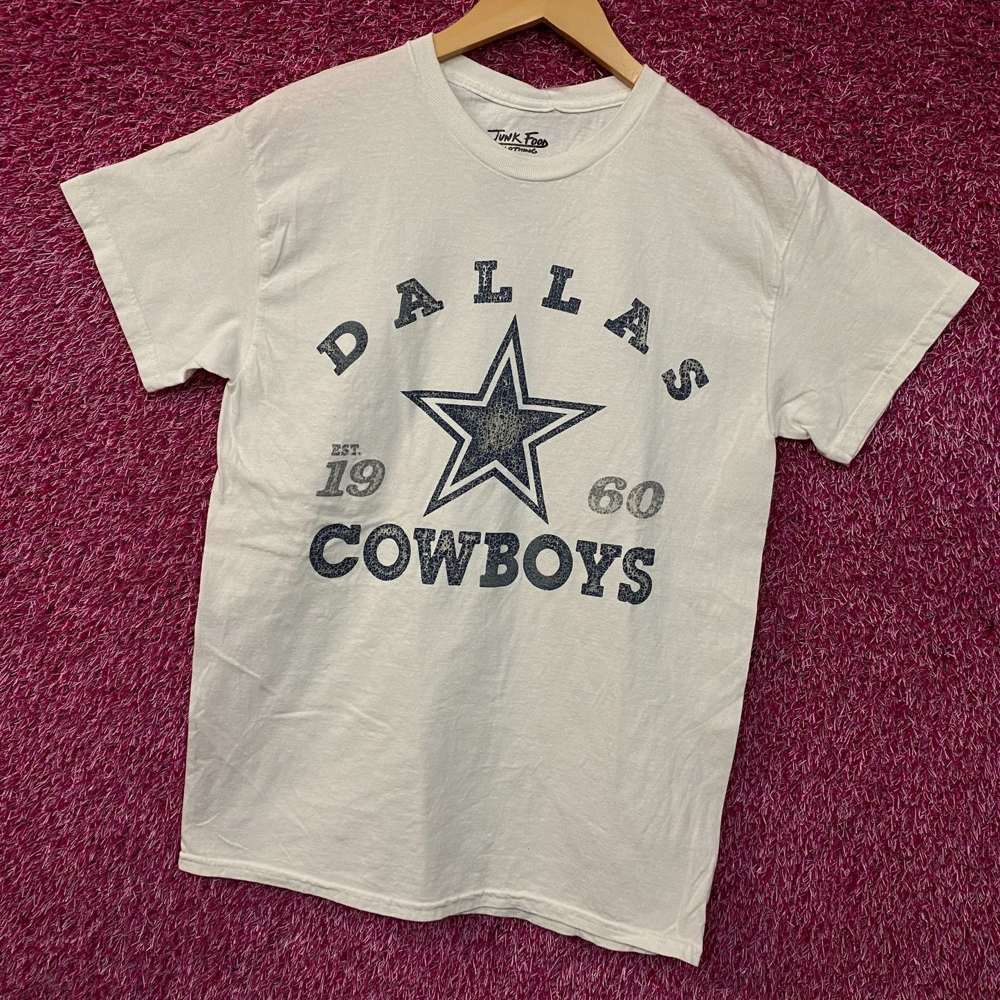 Junk Food Dallas Cowboys Est. 1960 Graphic Vintage Style T-Shirt Small