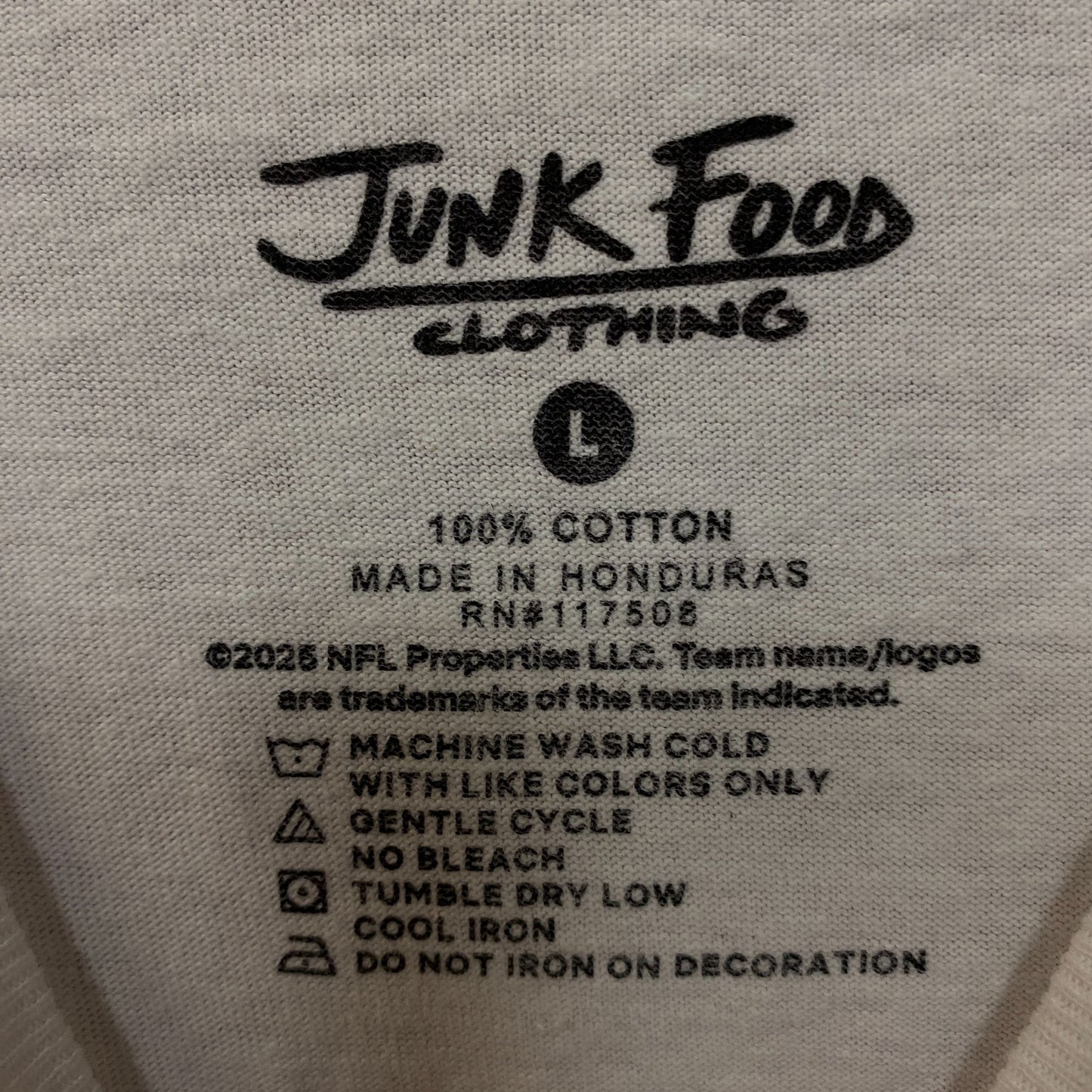 Junk Food Clothing NFL Atlanta Falcons Throwback Helmet Logo T-Shirt XL