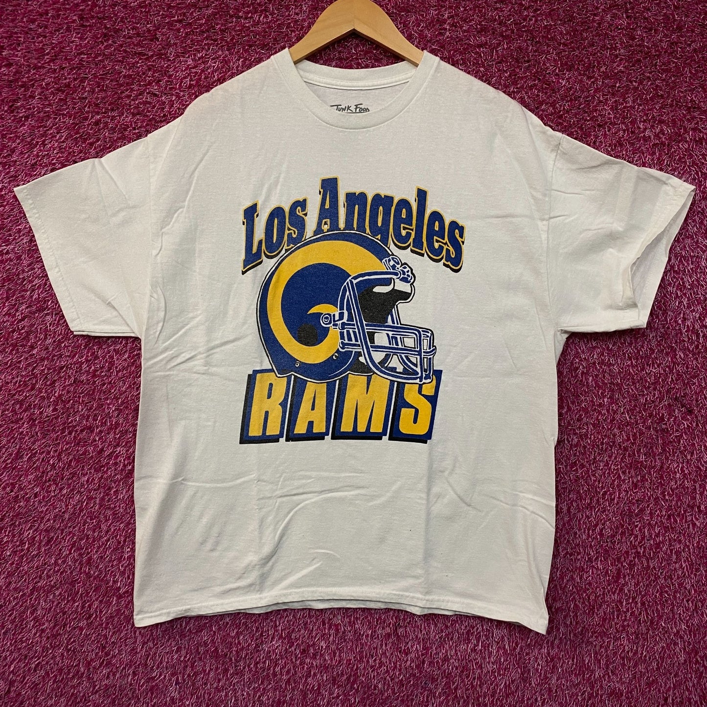 Junk Food Clothing NFL Los Angeles Rams Throwback Helmet Retro Style T-Shirt Large