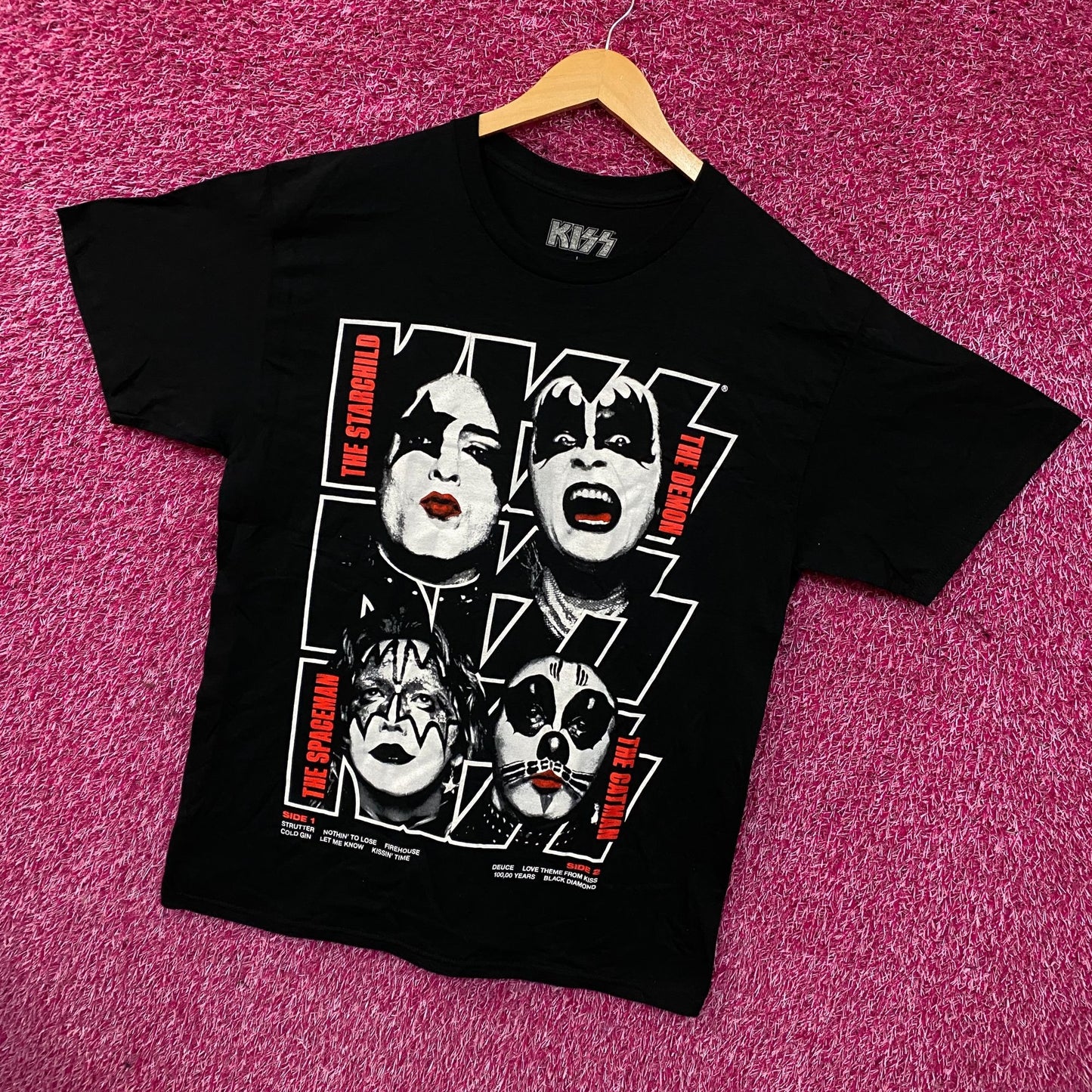 KISS Debut Album Cover Graphic Rock Band T-Shirt Large