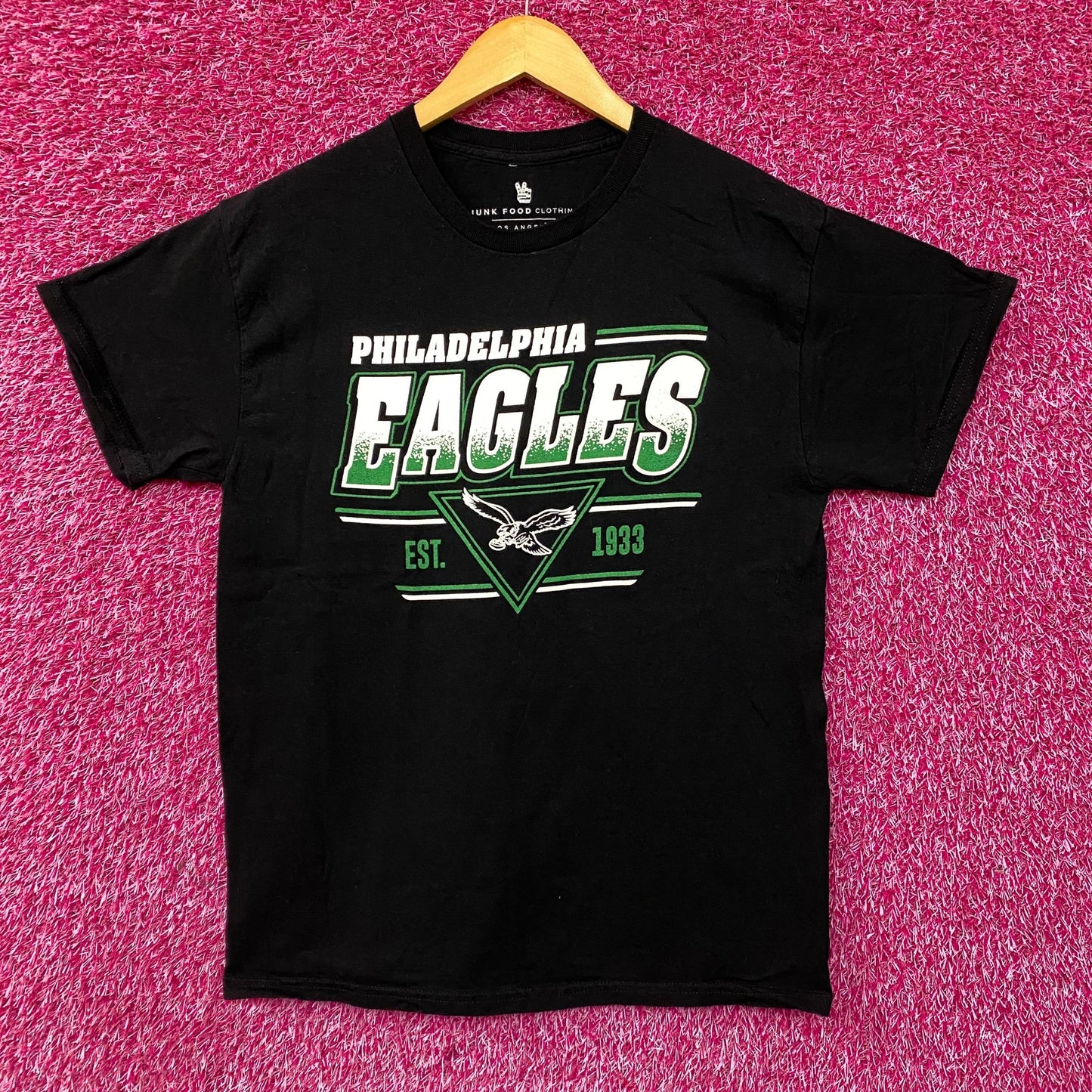 NFL Junk Food Philadelphia Eagles Black Tshirt SIZE Small