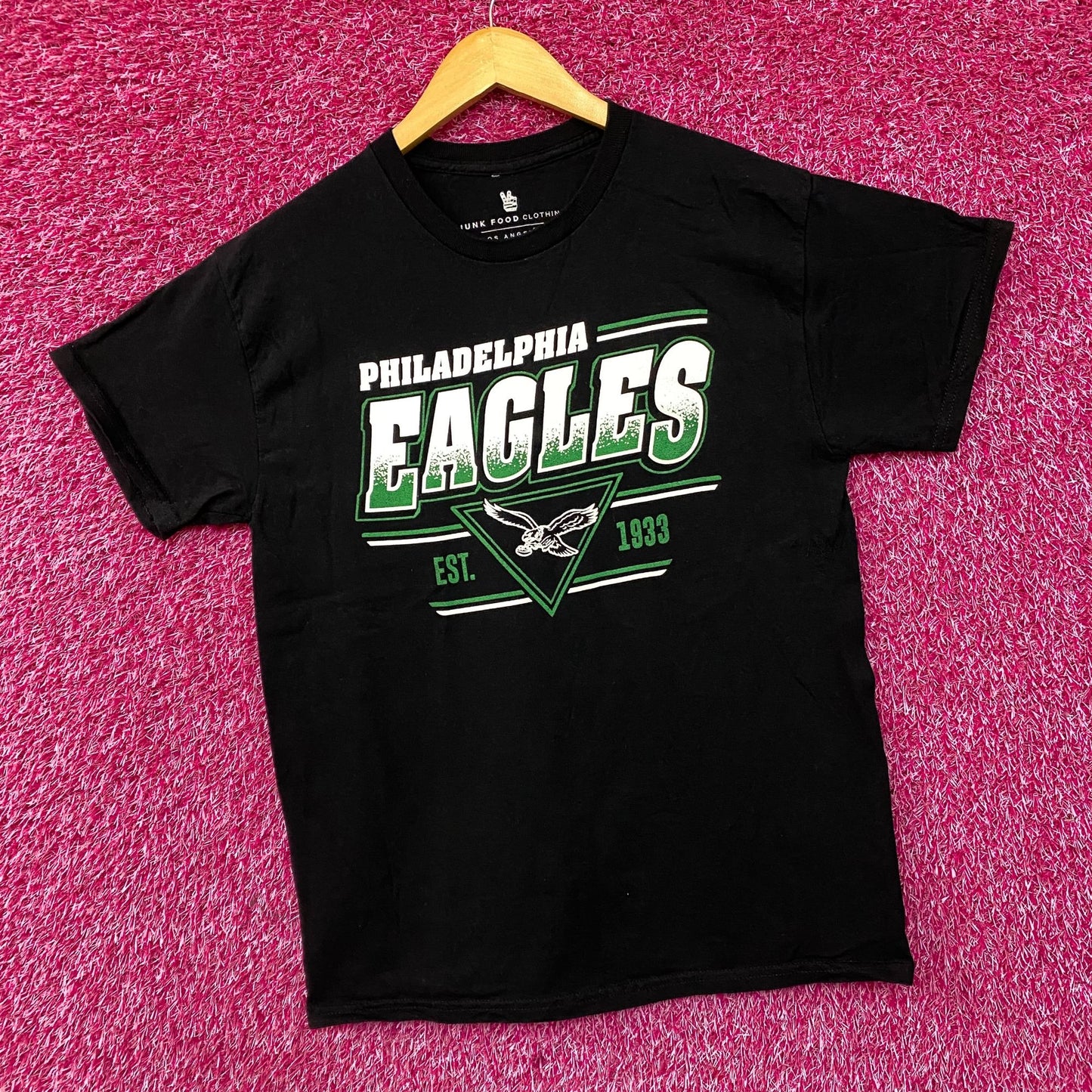 NFL Junk Food Philadelphia Eagles Black Tshirt SIZE Small
