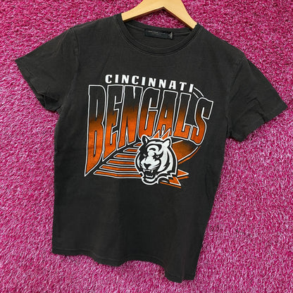 Junk Food Clothing NFL Cincinnati Bengals Chrome Retro Style Women's T-Shirt XS