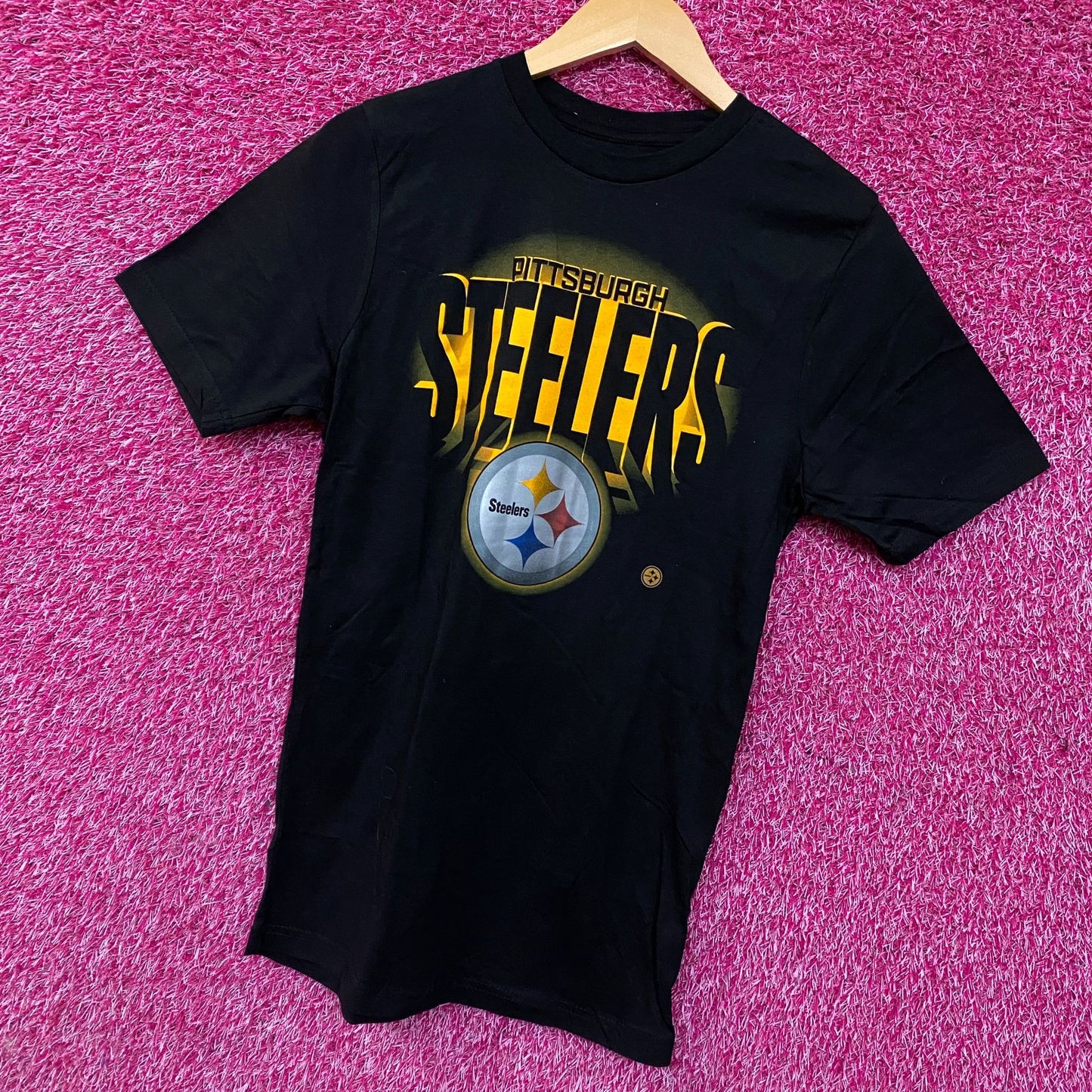 FOCO NFL Pittsburgh Steelers Team Logo Graphic T-Shirt Small