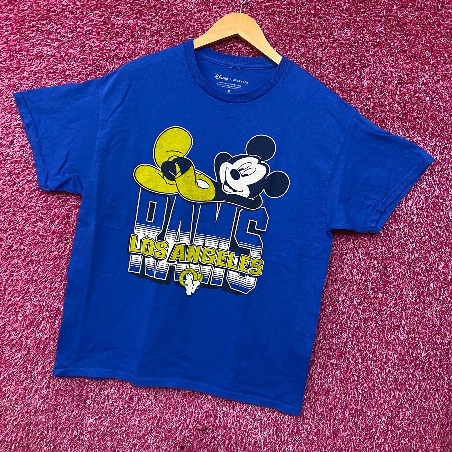 Junk Food x NFL DInsey Mickey Mouse Kick Back Los Angeles Rams T-Shirt Medium