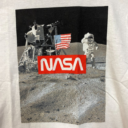 NASA Moon Landing Graphic Design T-Shirt Small