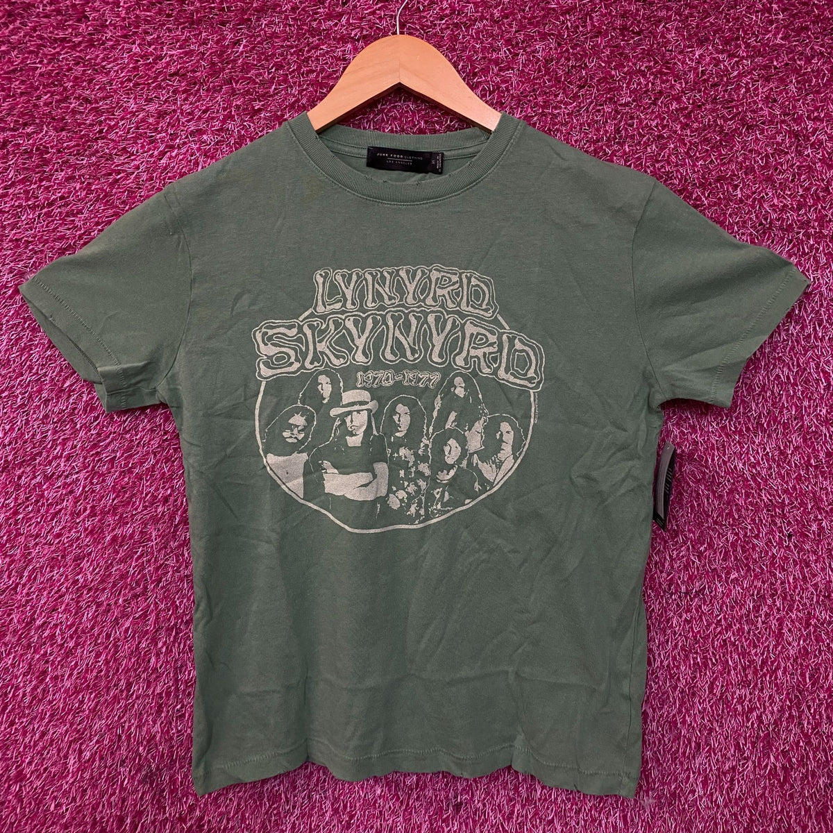Lynyrd Skynyrd Women's Rock Retro T-Shirt XS