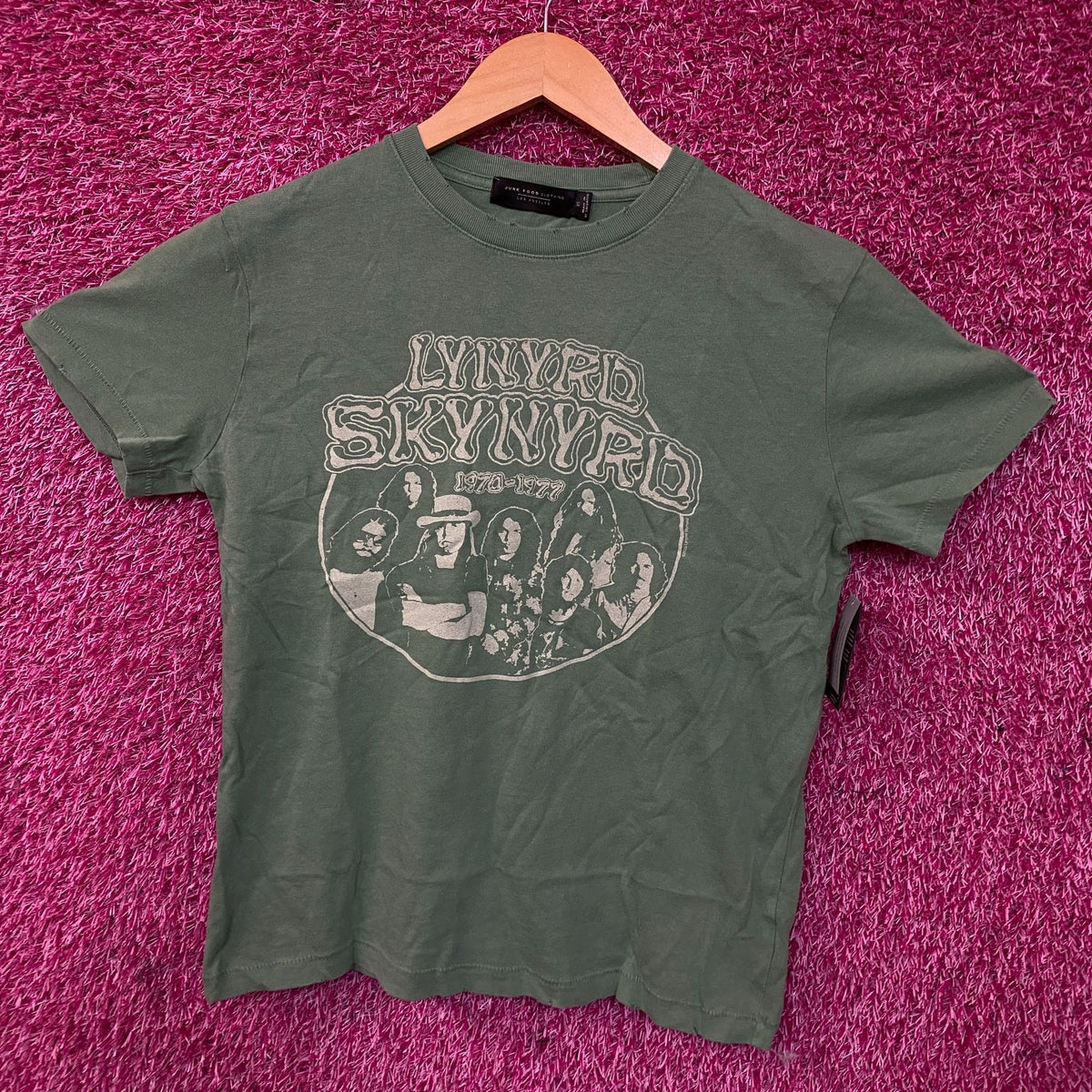 Lynyrd Skynyrd Women's Rock Retro T-Shirt XS