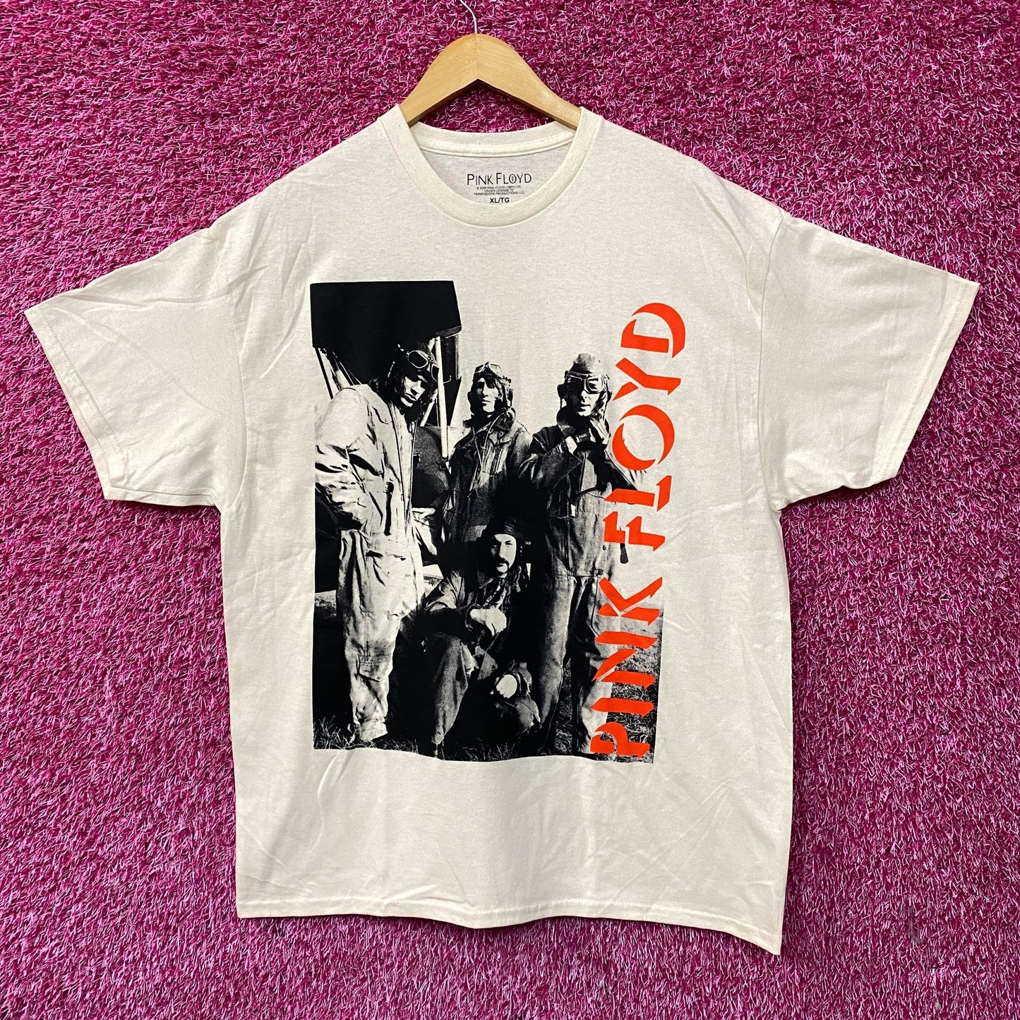 Pink Floyd Point Me at the Sky Graphic T-Shirt XL