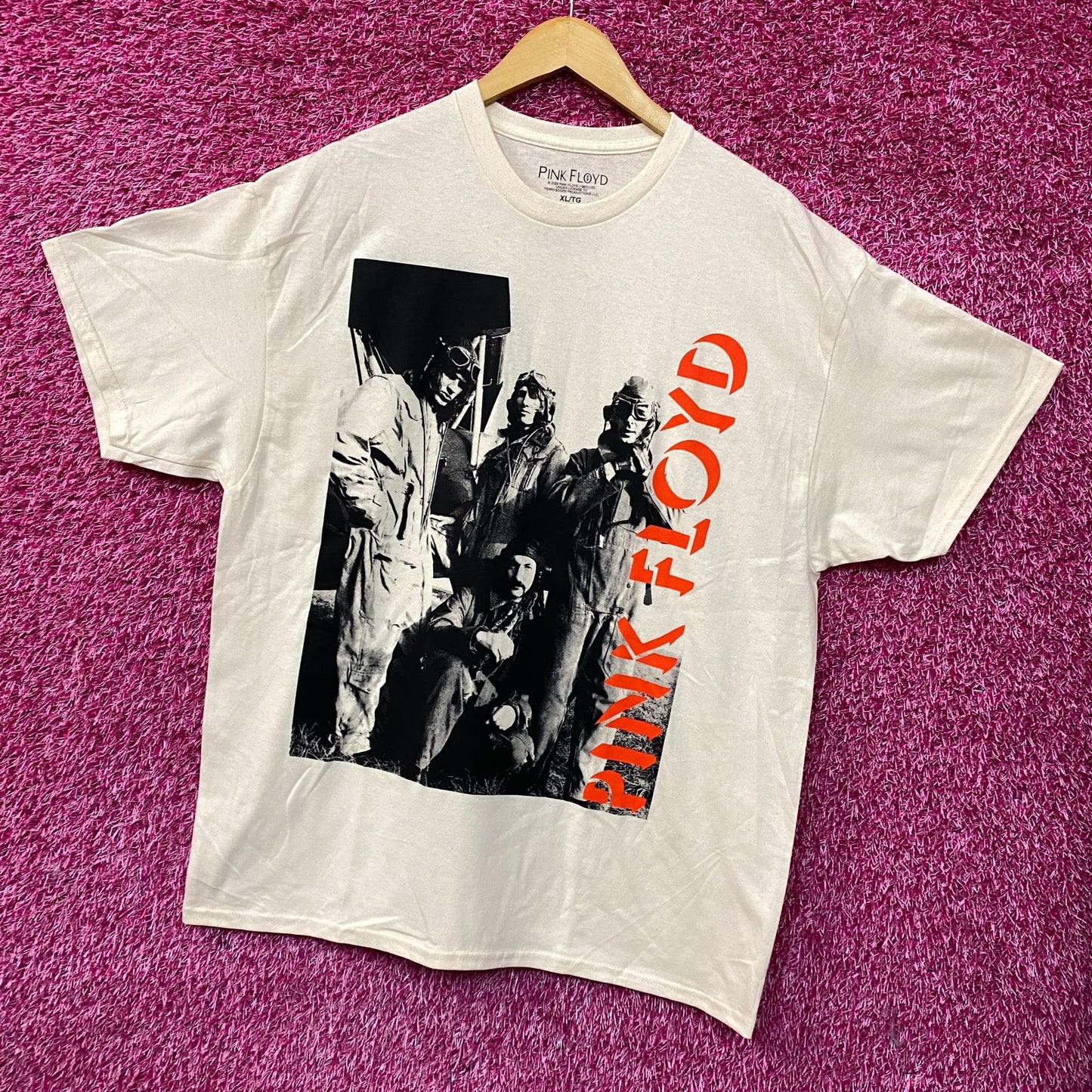 Pink Floyd Point Me at the Sky Graphic T-Shirt XL
