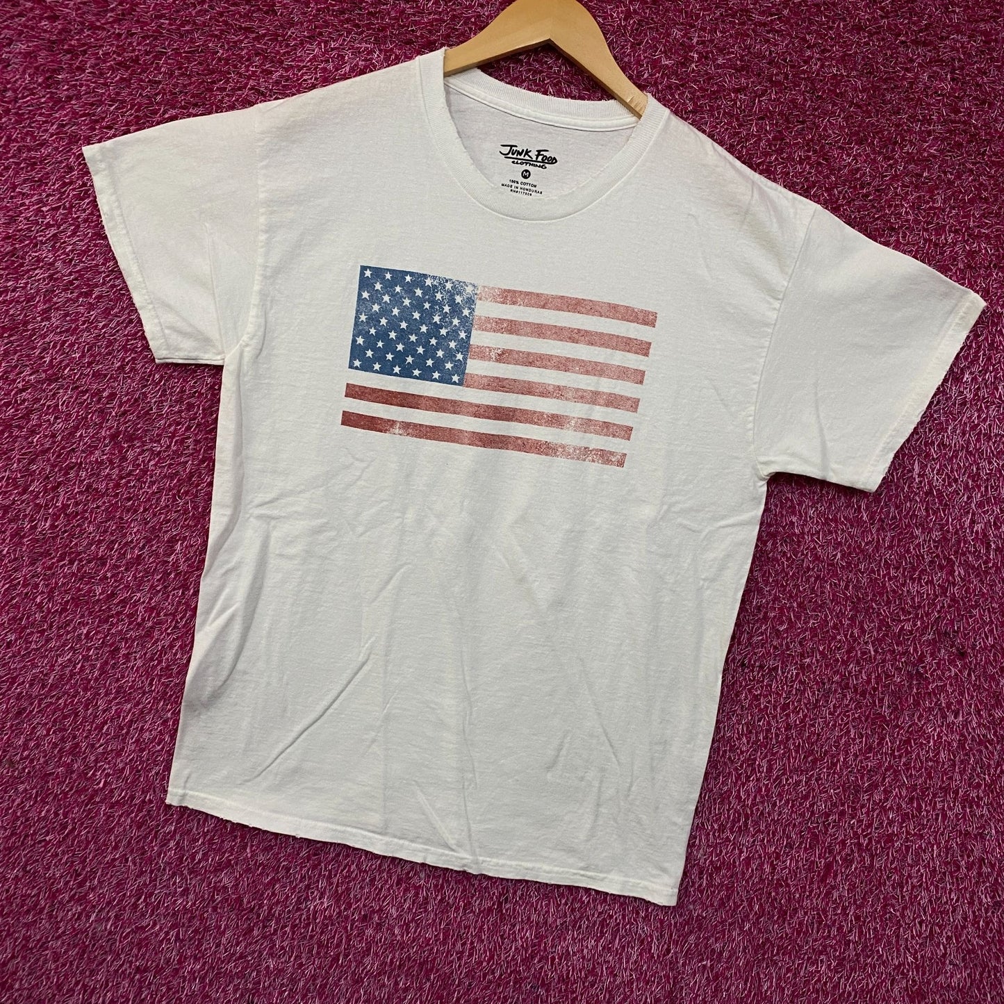 Junk Food Brand Distressed American Flag Graphic T-Shirt Medium