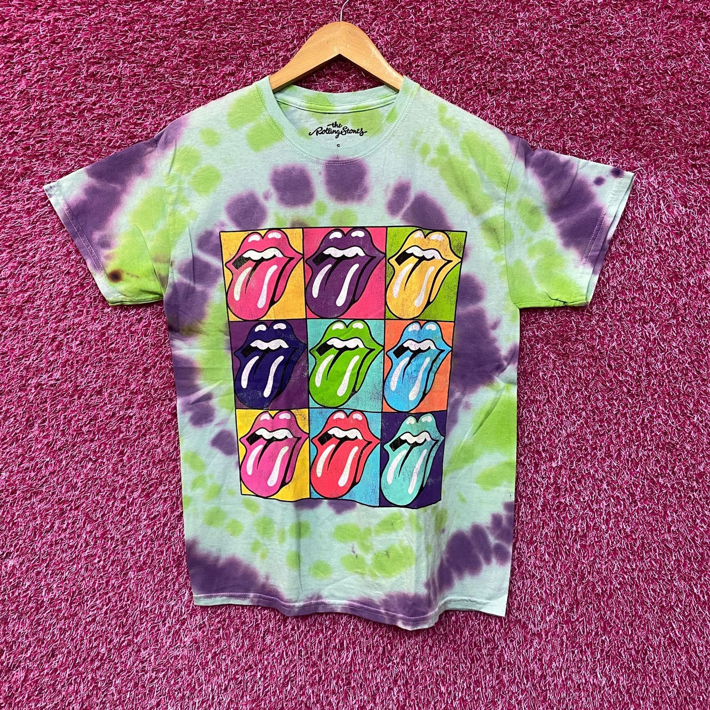 The Rolling Stones Hot Lips Art Tshirt Tie Dye tshirt size Small