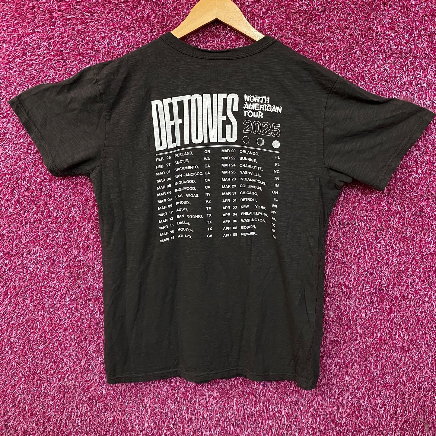 Deftones 2025 North American Tour 2025 Nu Metal T-Shirt Medium