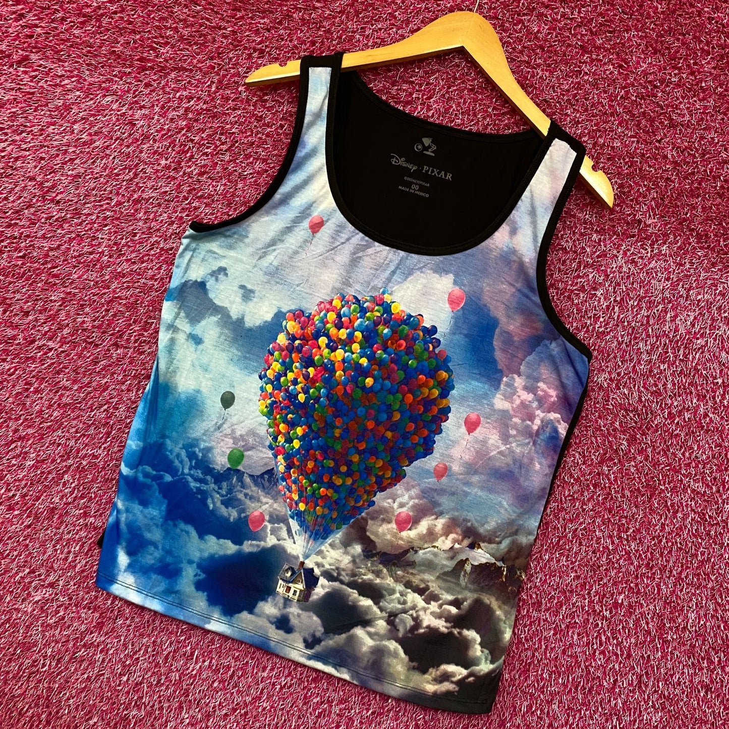 Up! Pixar Balloon tank top size 00