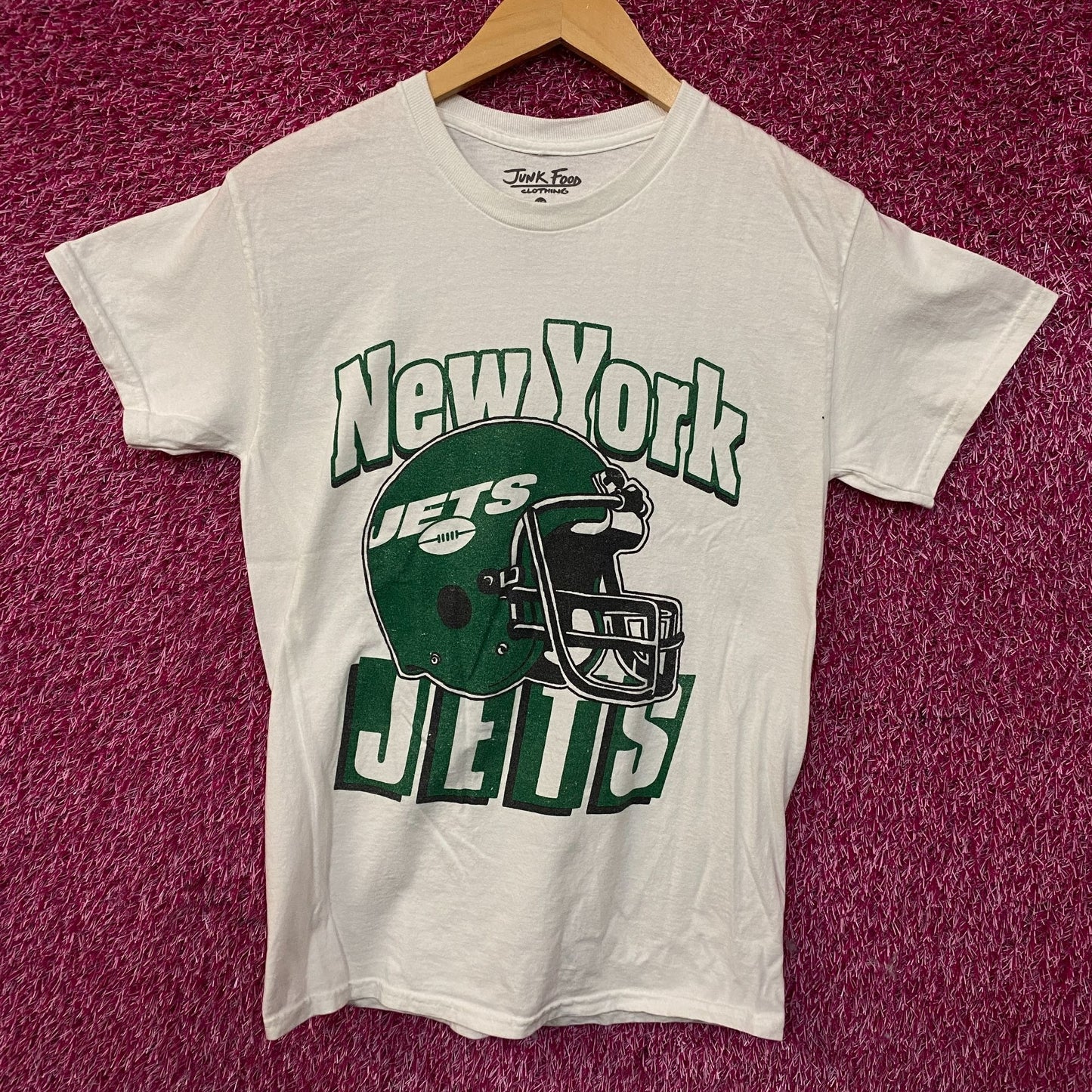 Junk Food Clothing NFL New York Jets Throwback Helmet Graphic T-Shirt XS