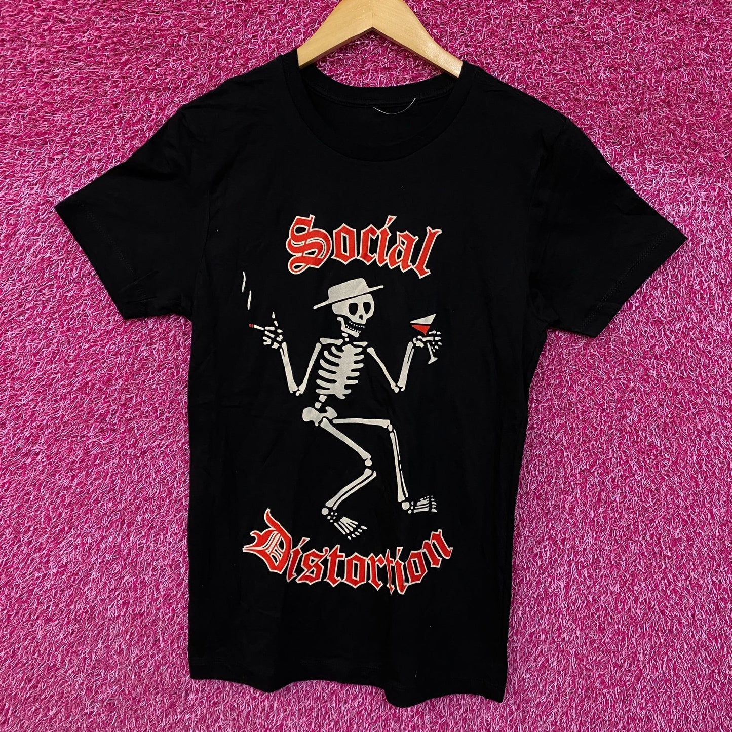 Social Distortion Skelly Drinking & Smoking Punk Band Tee S