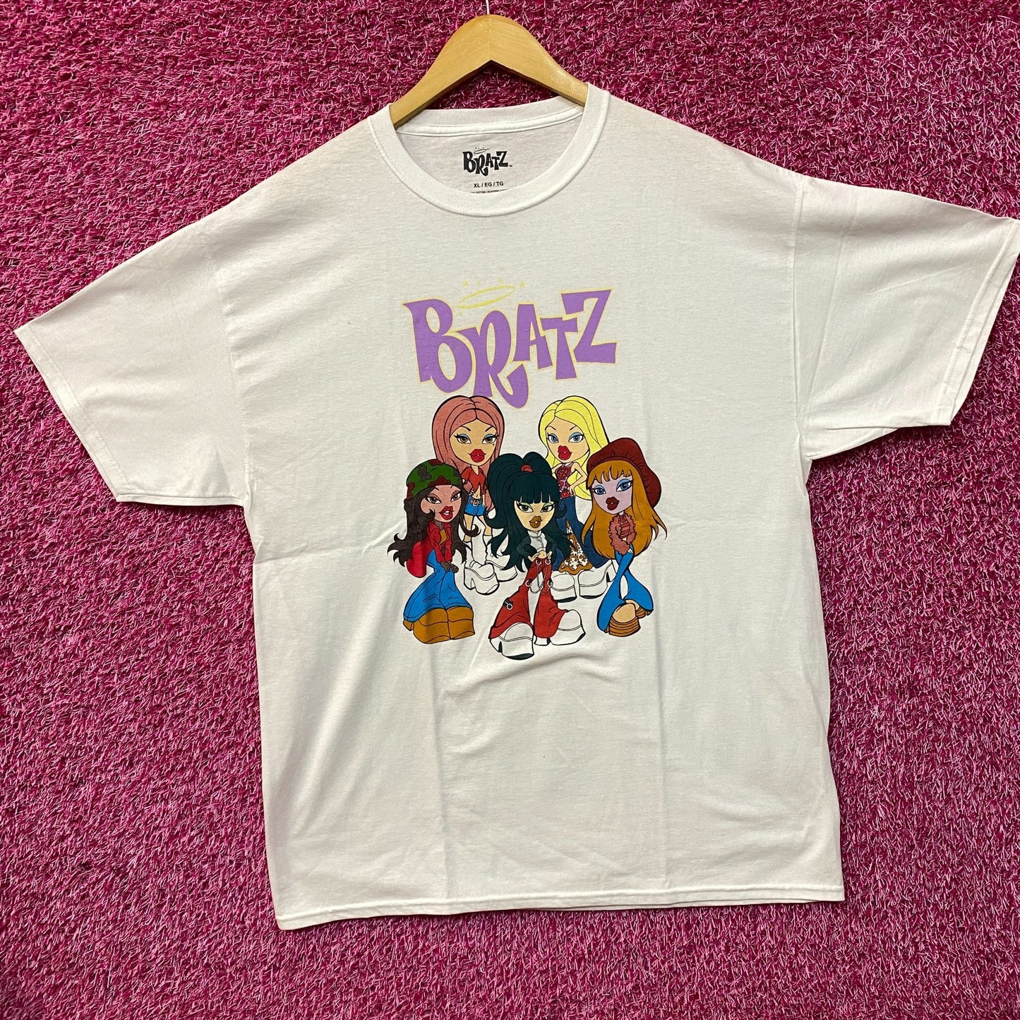 Bratz Original Dolls - Yasmin, Cloe, Jade, and Sasha Graphic T-Shirt XL