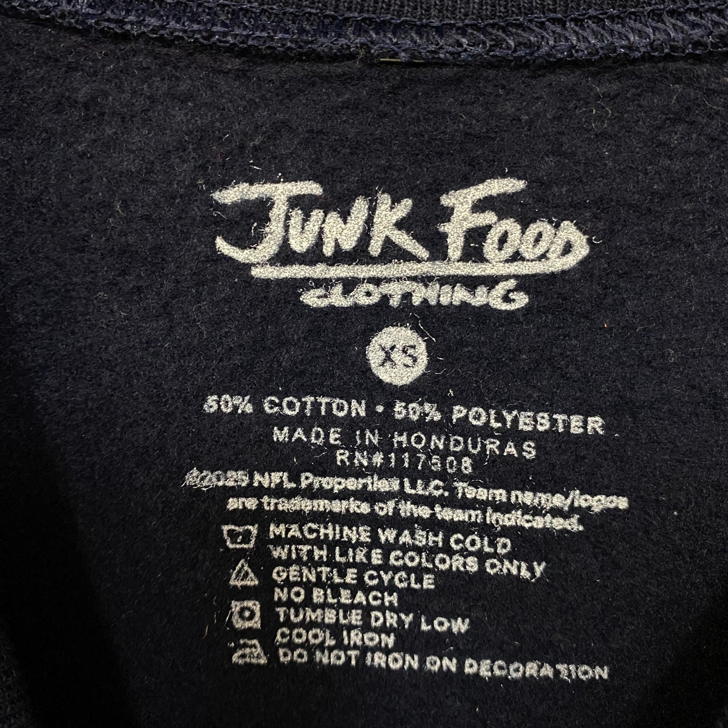 Junk Food Clothing Chicago Bears Property Flea Market Crew Sweatshirt XS