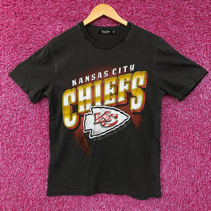 Junk Food Clothing Kansas City Chiefs Women's Graphic T-Shirt Medium