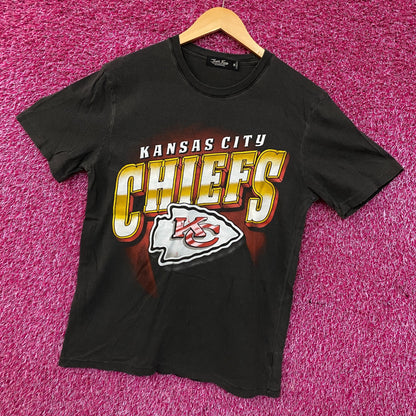 Junk Food Clothing Kansas City Chiefs Women's Graphic T-Shirt Medium