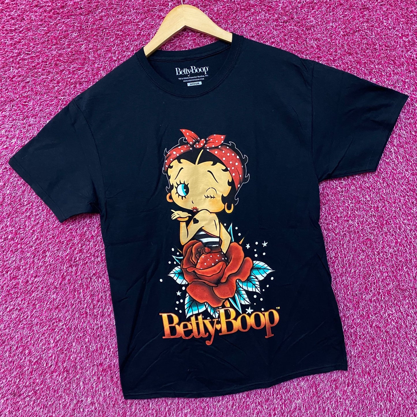 Betty Boop Rose Design T-Shirt Medium