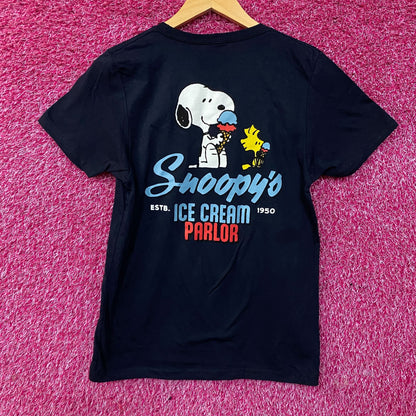 Peanuts Snoopy Ice Cream Parlor Graphic Tee Large