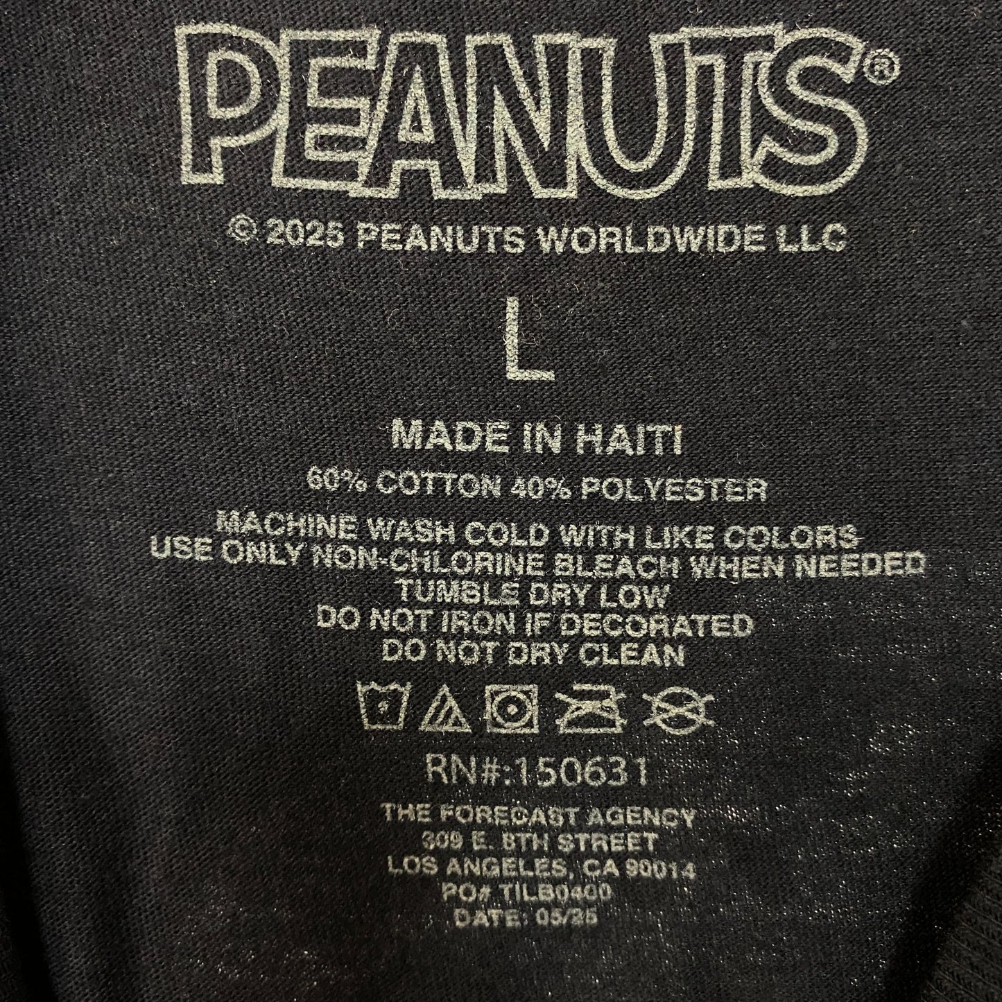 Peanuts Snoopy Ice Cream Parlor Graphic Tee Large