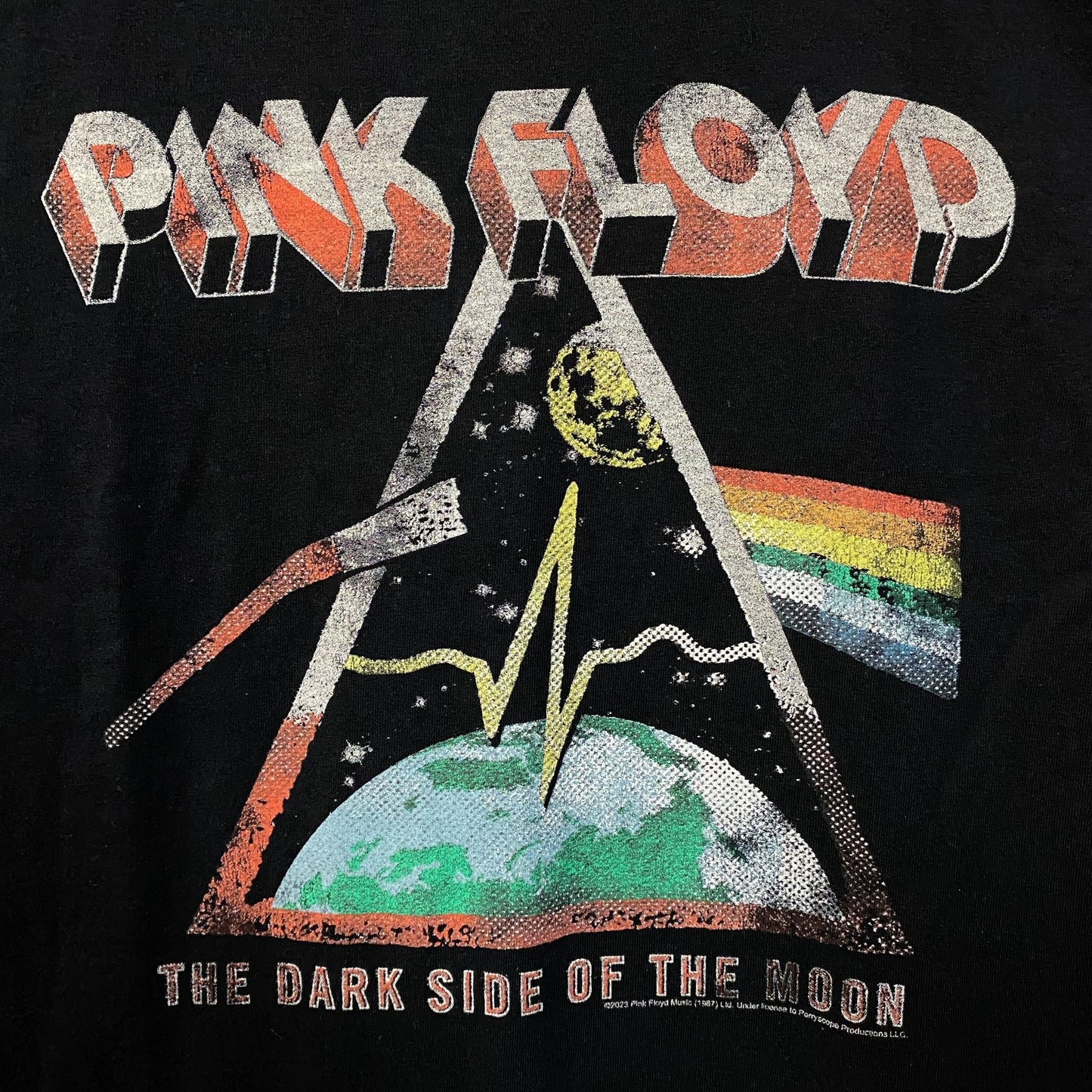 Pink Floyd Dark Side Of The Moon Graphic Design T-Shirt Small