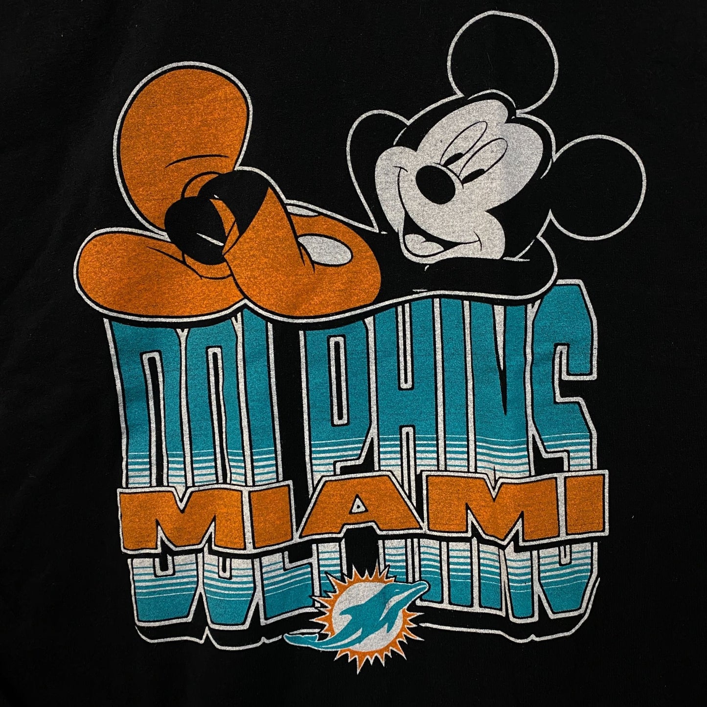 Disney x Junk Food NFL Miami Dolphins Mickey Mouse Kick Back T-Shirt XL