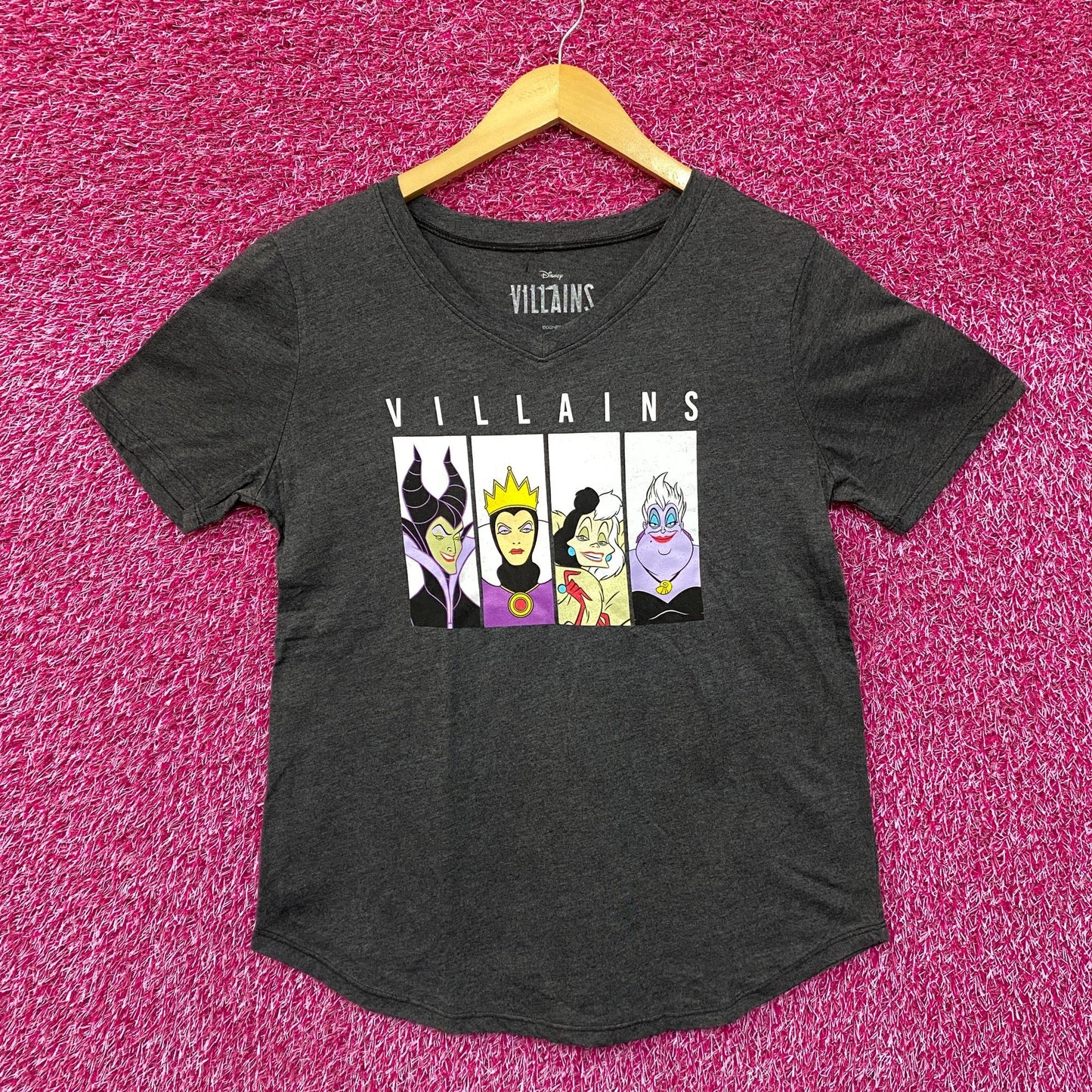 Disney Women Villains Graphic Design T-Shirt M