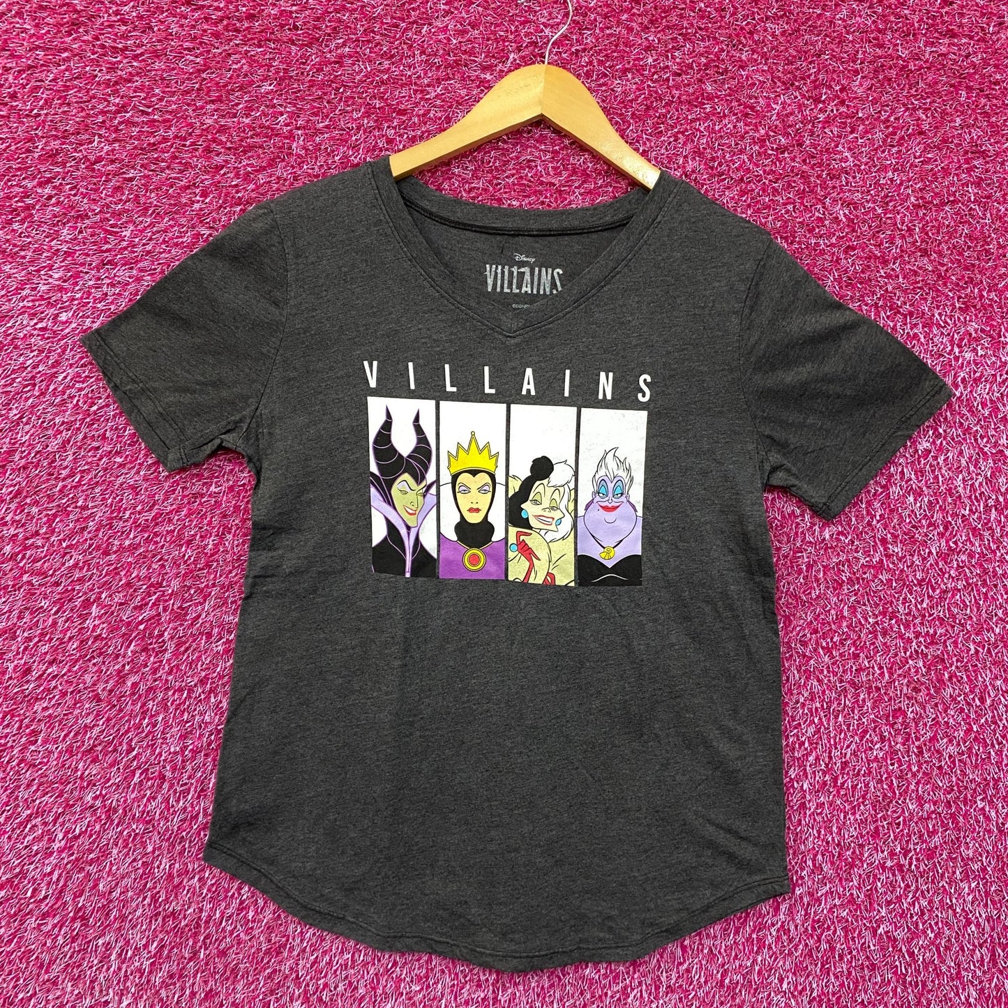 Disney Women Villains Graphic Design T-Shirt M