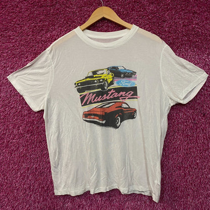 Ford Mustangs Short Sleeve Graphic Women's Tissue T-Shirt Large