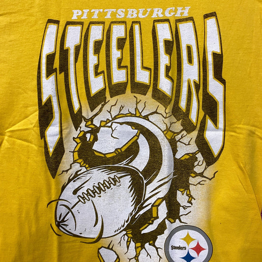 Junk Food Clothing Pittsburgh Steelers Breakthrough T-Shirt Small