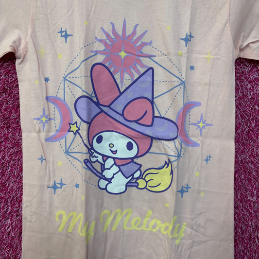 Sanrio My melody Kawaii Witch Graphic Design T-Shirt Small