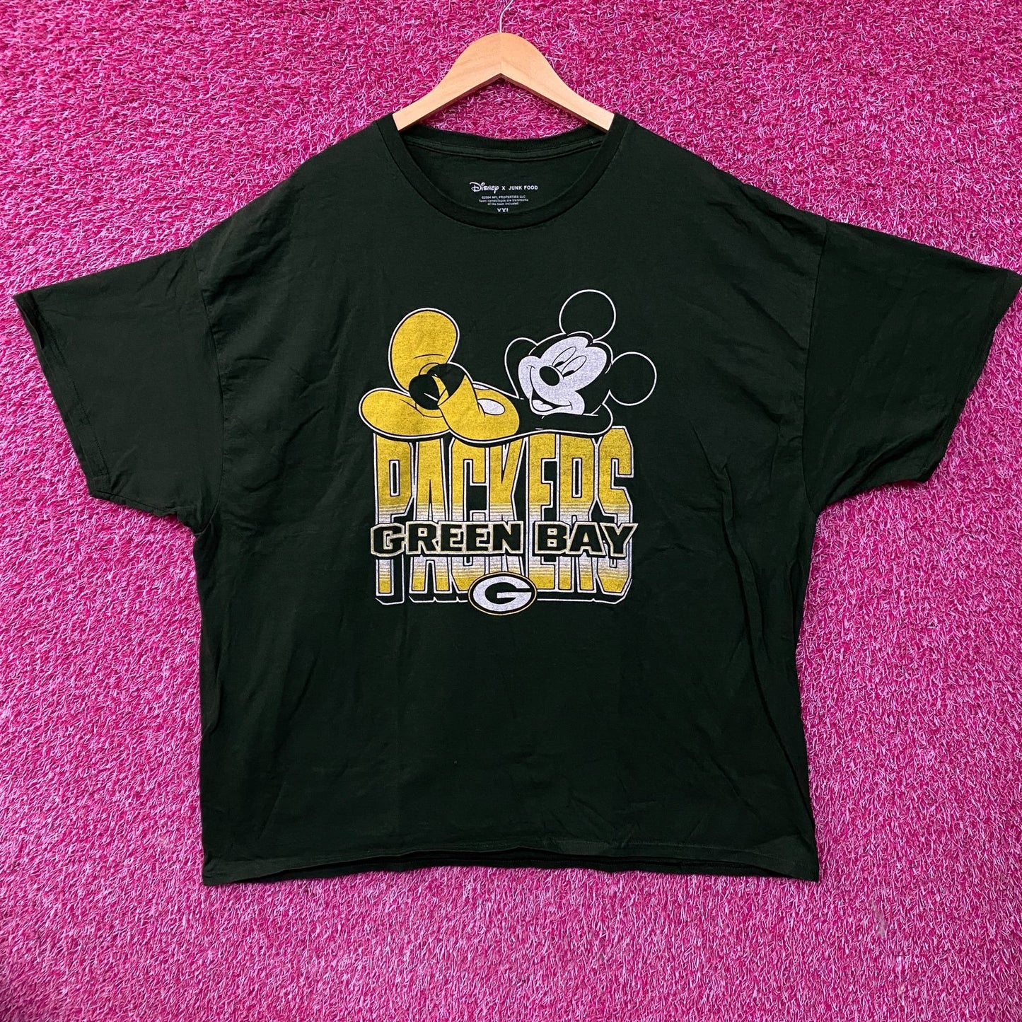Disney x Junk Food NFL Green Bay Packers Mickey Mouse Kick Back Green Shirt 2XL