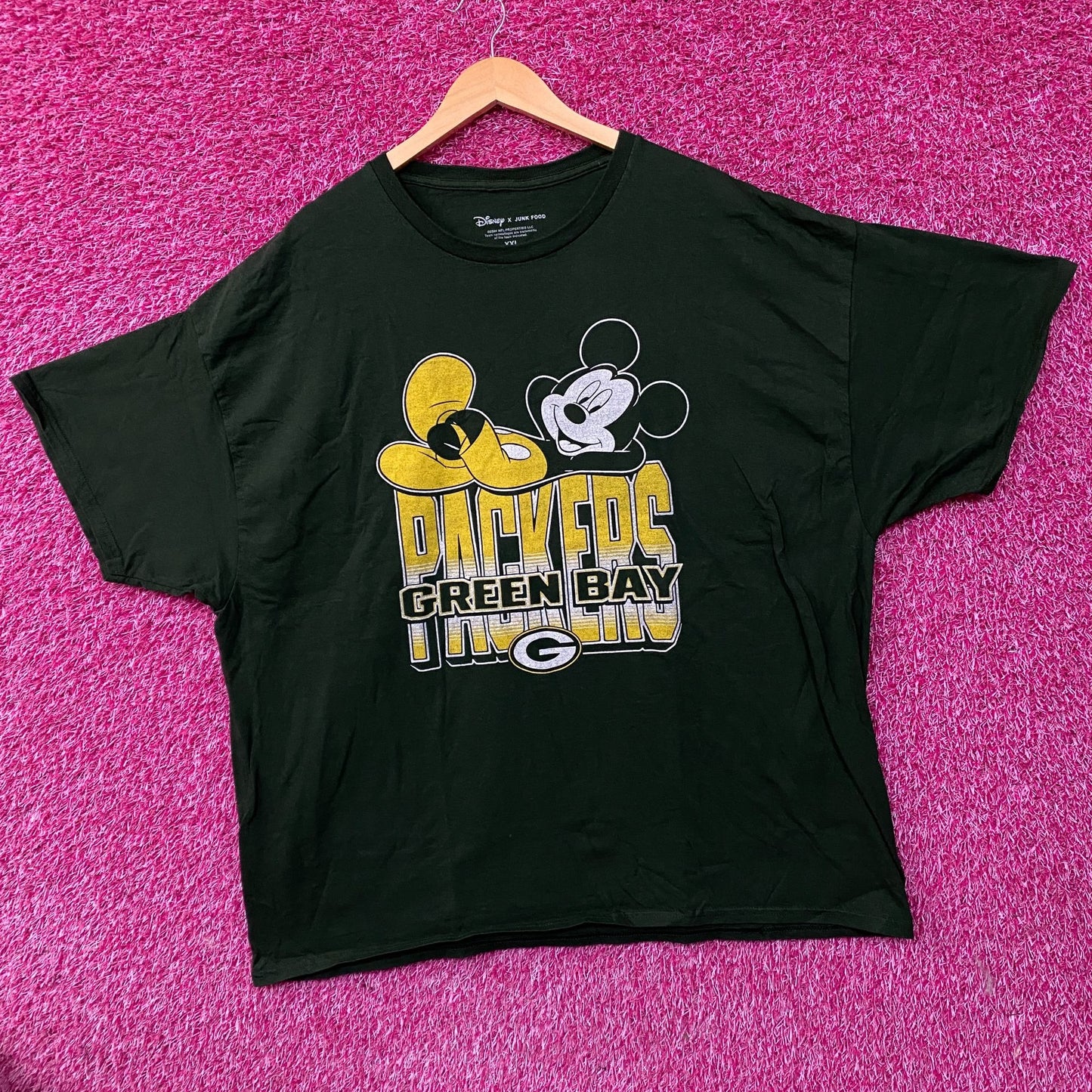 Disney x Junk Food NFL Green Bay Packers Mickey Mouse Kick Back Green Shirt 2XL
