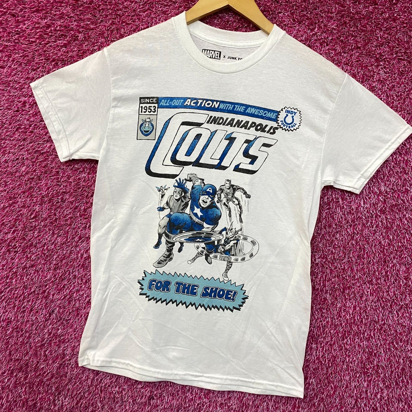 Junk Food X Marvel The Avengers Indianapolis Colts For the Shoe T-Shirt Small