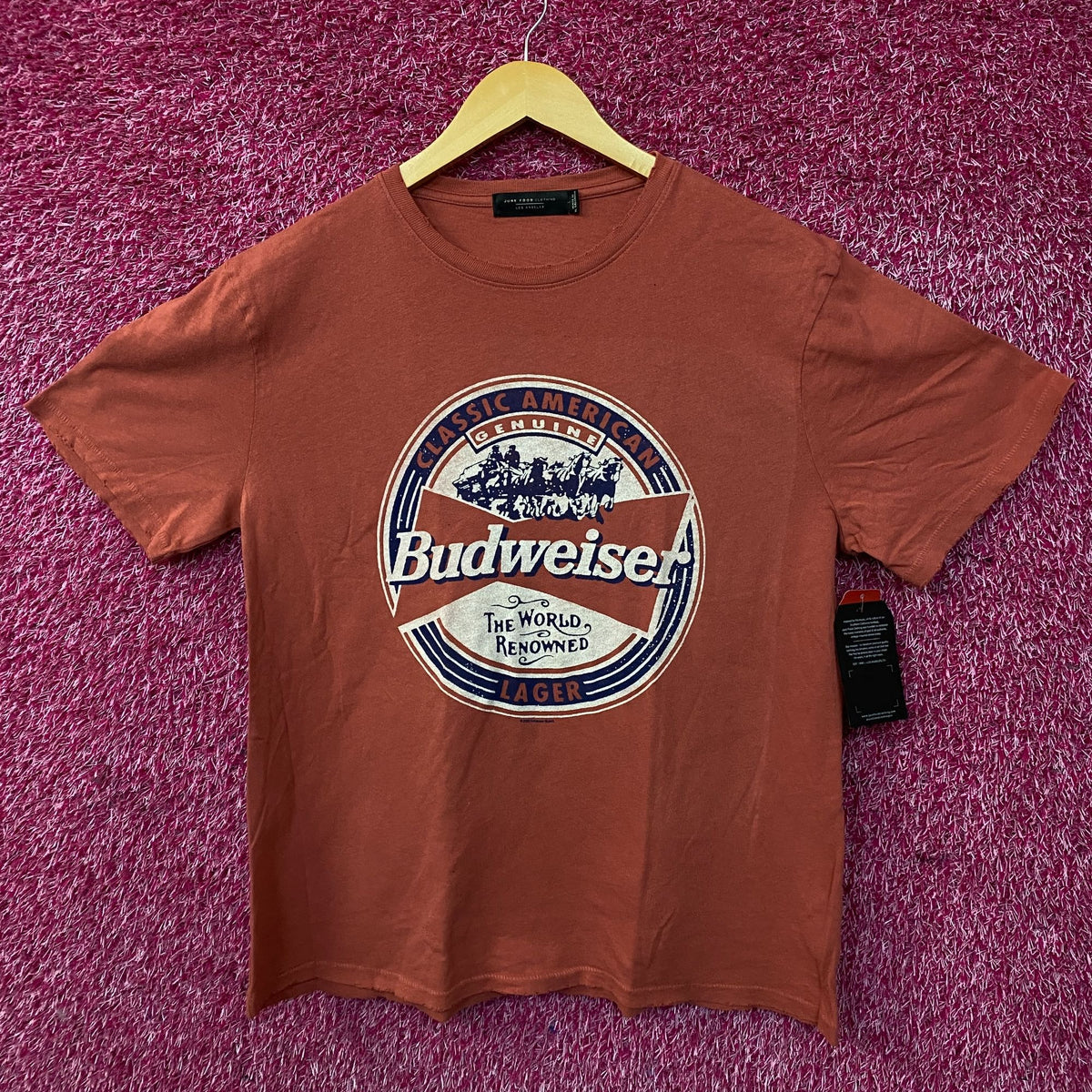 Budweiser World Renowned Classic American Lager Women's T-shirt Large