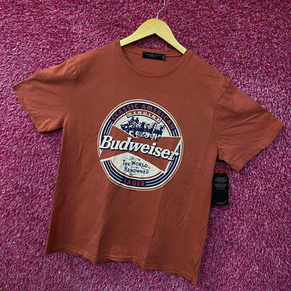 Budweiser World Renowned Classic American Lager Women's T-shirt Large