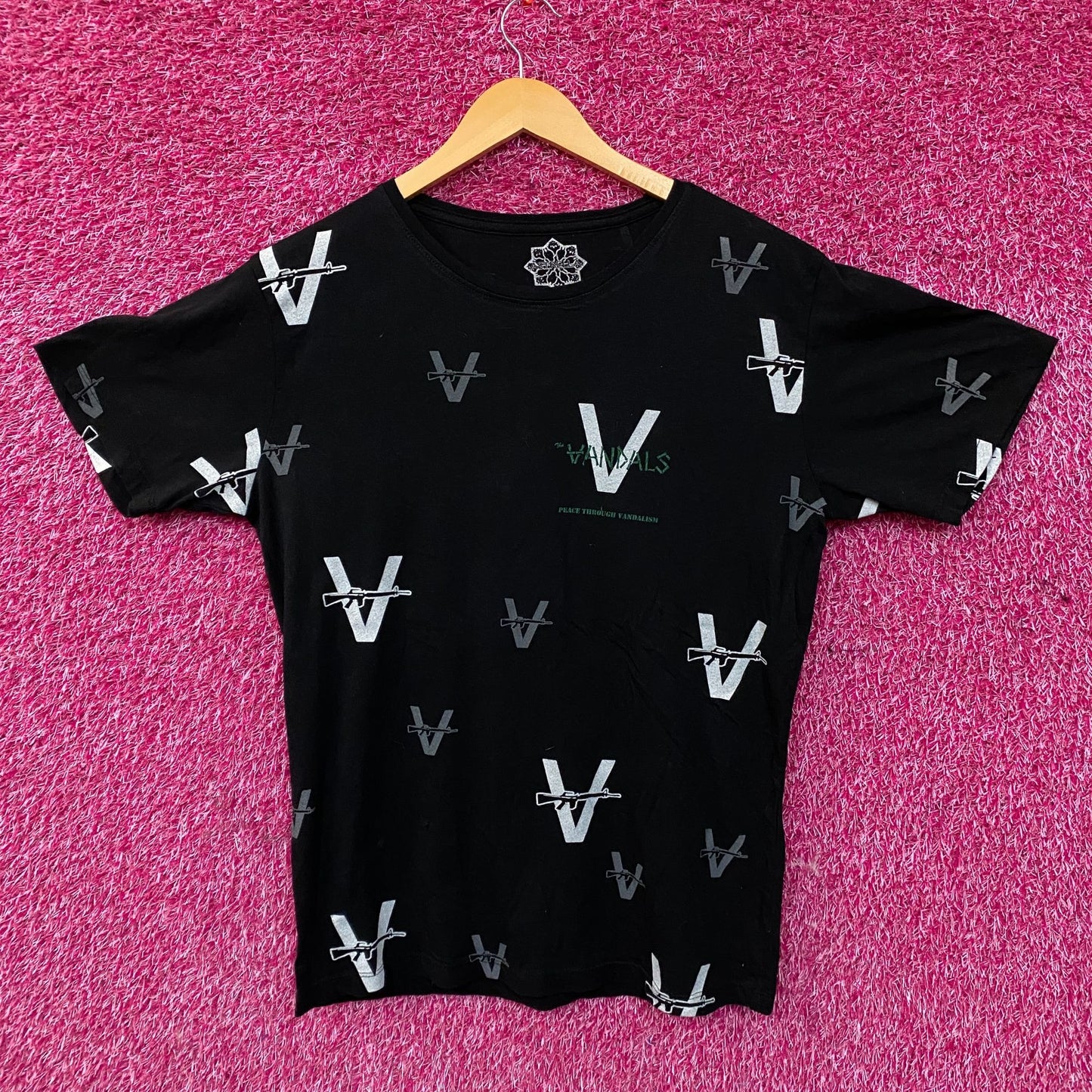 The Vandals Punk Rock Band T-Shirt Medium