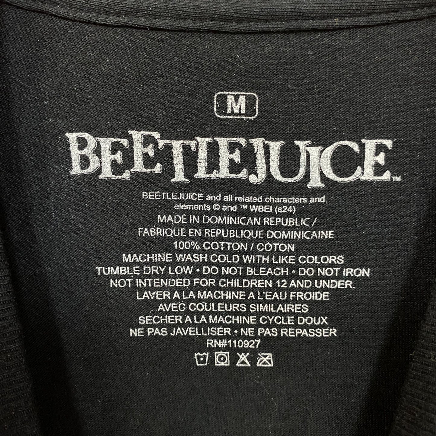 Beetlejuice Tombstone Scene Classic Movie T-Shirt Medium