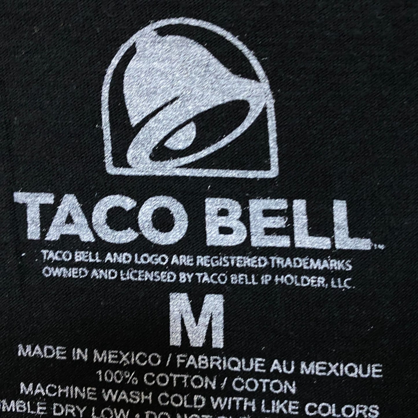 Taco Bell Logo Tshirt size medium