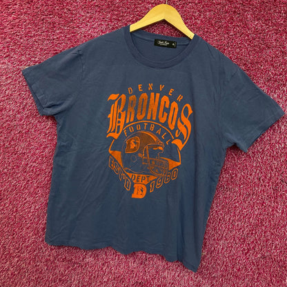 Denver Broncos EST 1960 Helmet Tshirt size XL