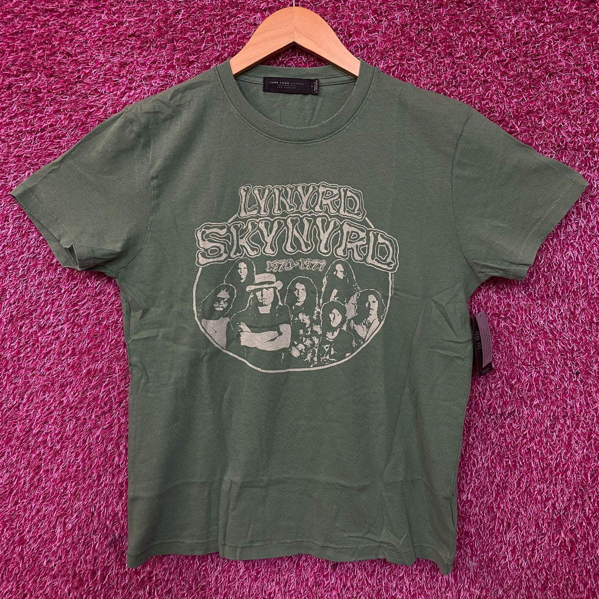 Lynyrd Skynyrd Women's Rock Retro T-Shirt Small