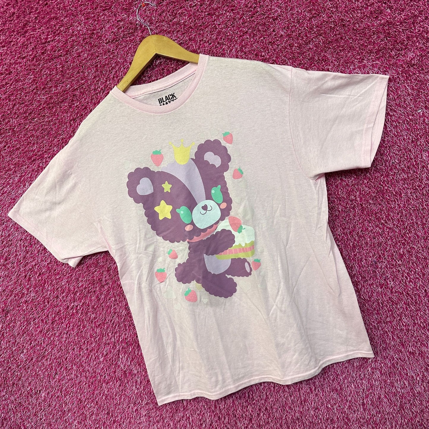 Kawaii Queen Teddy Strawberry Shortcake Black Matter Tee L