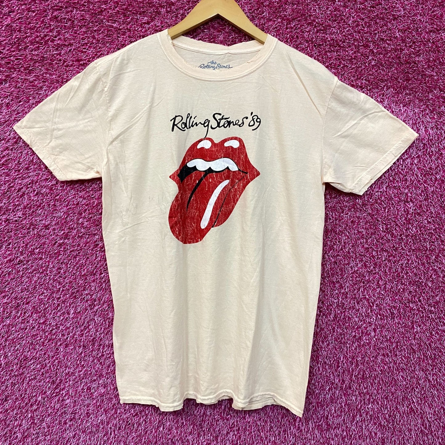 The Rolling Stones Hot Lips Cream Tshirt size Large