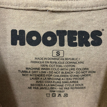 Hooters Hunting for Hooters Vintage Style T-shirt Small