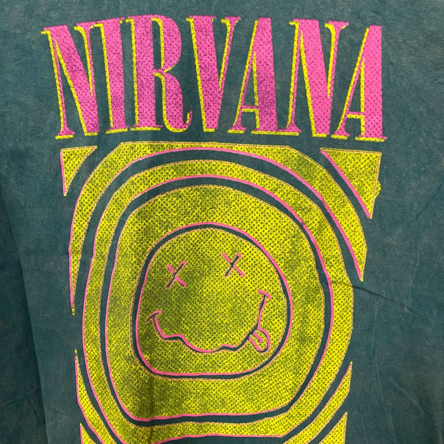 Nirvana Nevermind Tour Smiley Art Grunge Band T-Shirt Medium